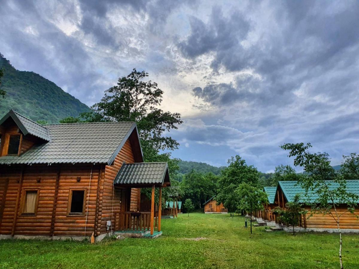 Rafting Camp Modra Rijeka Hotel Scepan-Polje ภายนอก รูปภาพ