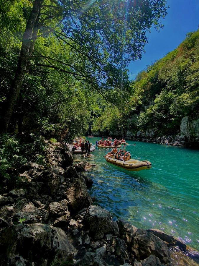 Rafting Camp Modra Rijeka Hotel Scepan-Polje ภายนอก รูปภาพ
